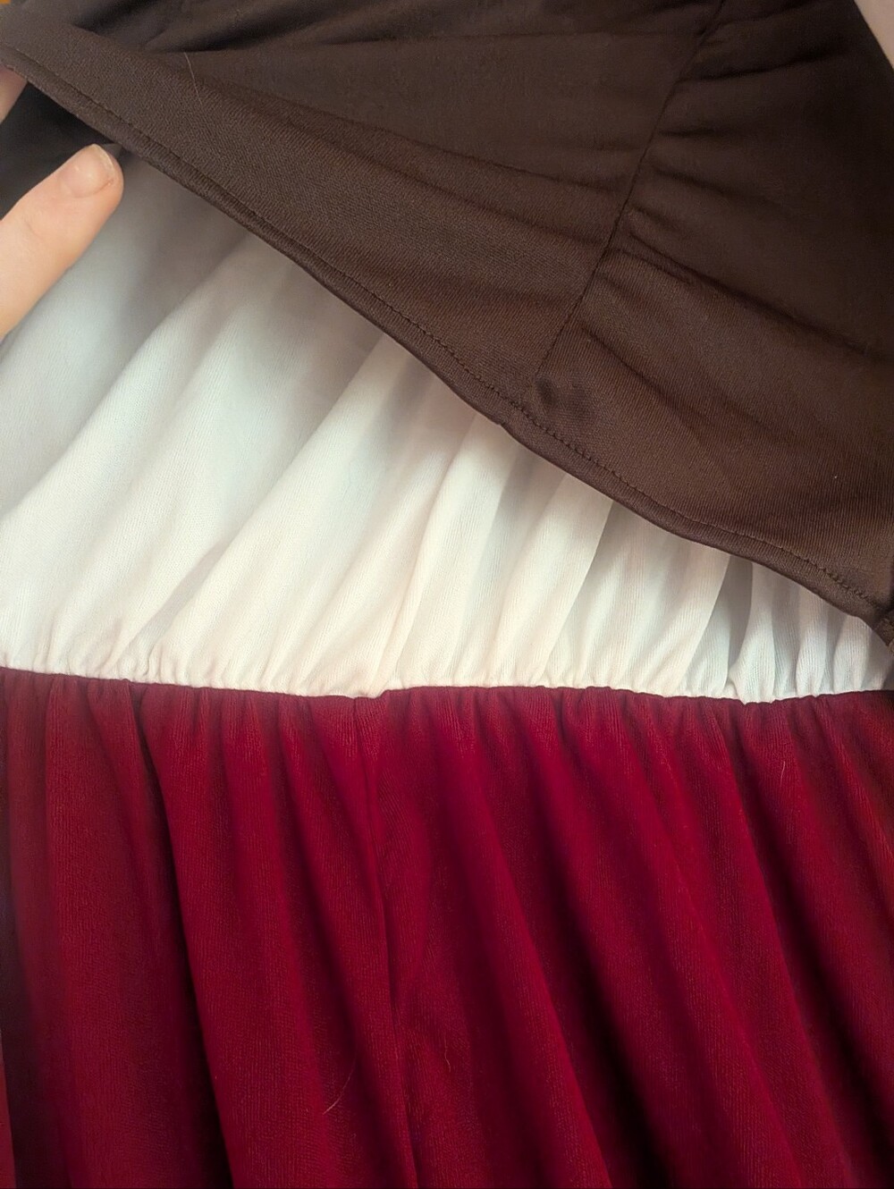 Renaissance Peasant Costume Dress in Brown, White & Burgundy - Picture 7 of 7